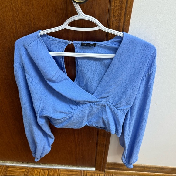 Dynamite long sleeve blouse - Picture 2 of 6